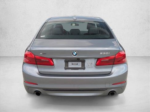 Used 2020 BMW 530i xDrive w/ Premium Package AWD/4WD image 6