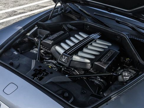 Used 2019 Rolls-Royce Dawn RWD image 30