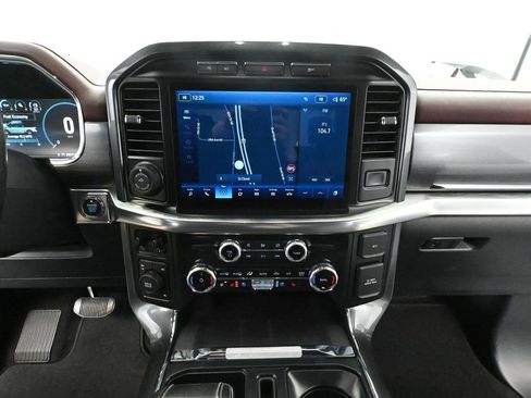 Used 2023 Ford F150 Lariat image 32