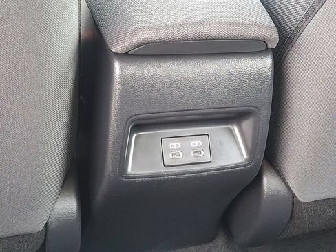 Used 2024 Toyota Corolla LE FWD image 11