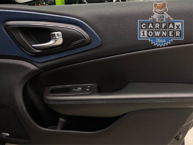 Used 2015 Chrysler 200 S w/ Navigation & Sound Group I AWD/4WD image 26