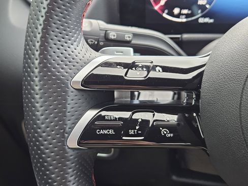 Certified 2025 Mercedes-Benz GLA 250 image 26