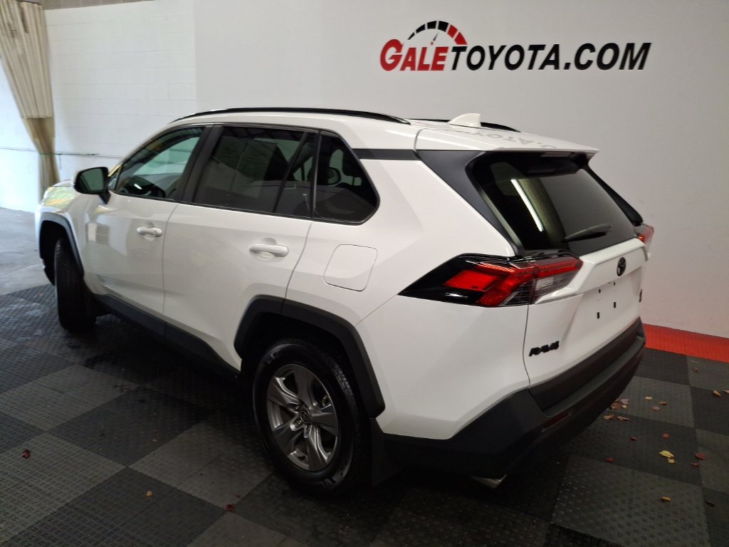 Used 2023 Toyota RAV4 XLE w/ Convenience Package AWD/4WD image 10
