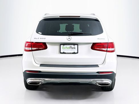 Used 2019 Mercedes-Benz GLC 300 4MATIC image 7