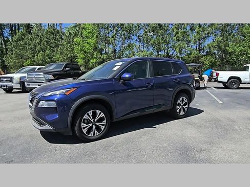 Used 2023 Nissan Rogue SV FWD image 40