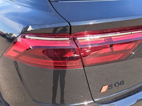 New 2026 Audi SQ8 Prestige image 38