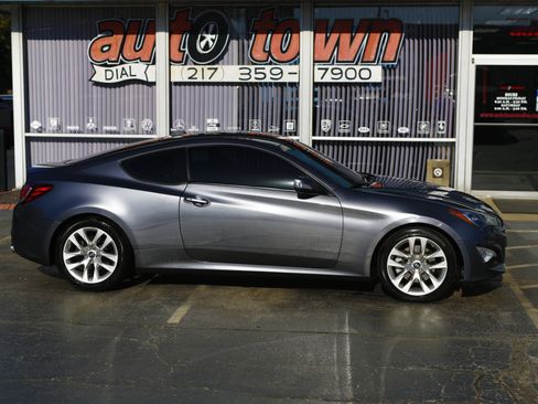 Used 2016 Hyundai Genesis 3.8 image 15