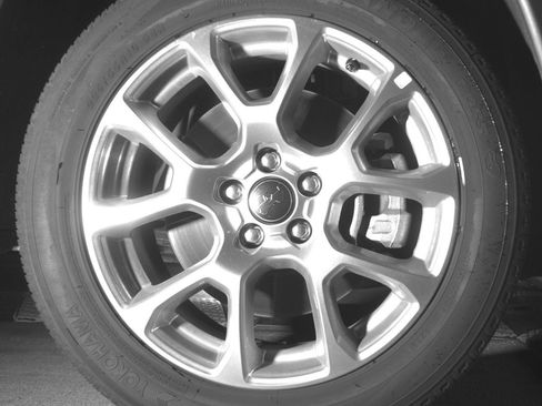 Used 2025 Jeep Compass Limited image 13