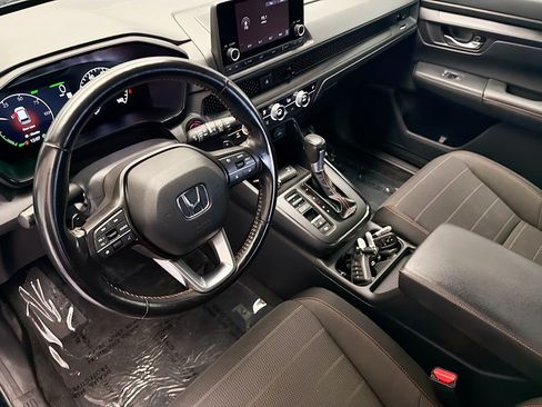 Used 2025 Honda CR-V Sport image 7