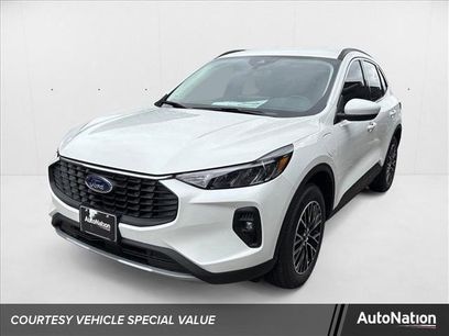 New 2025 Ford Escape SE