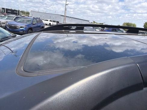 Used 2024 Subaru Ascent Onyx Edition AWD/4WD image 10