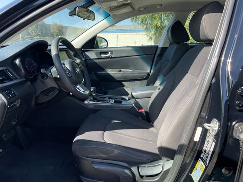 Used 2019 Kia Optima LX FWD image 13