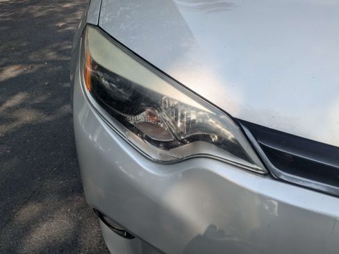Used 2015 Toyota Corolla LE FWD image 10