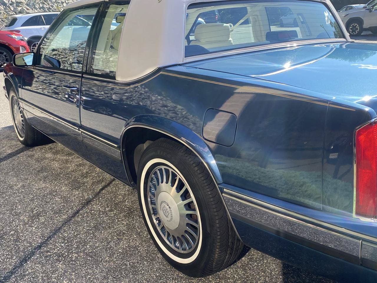 Used 1991 Cadillac Eldorado Coupe FWD image 25