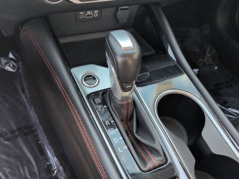 Used 2025 Nissan Altima 2.5 SR AWD/4WD image 19