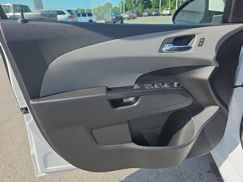 Used 2020 Chevrolet Sonic LT FWD image 14