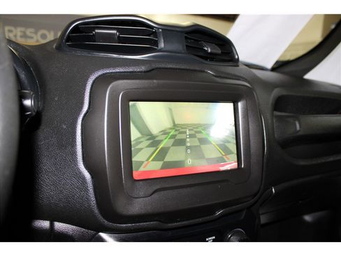 Used 2020 Jeep Renegade Sport image 33