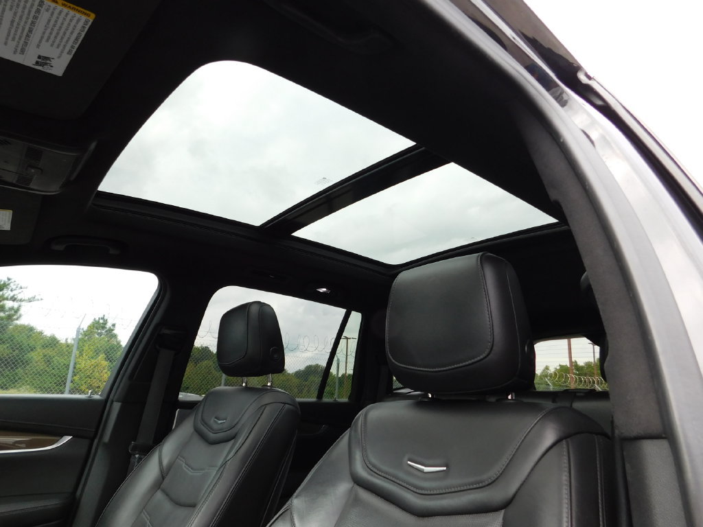 Used 2020 Cadillac XT6 Sport w/ Platinum Package AWD/4WD image 20