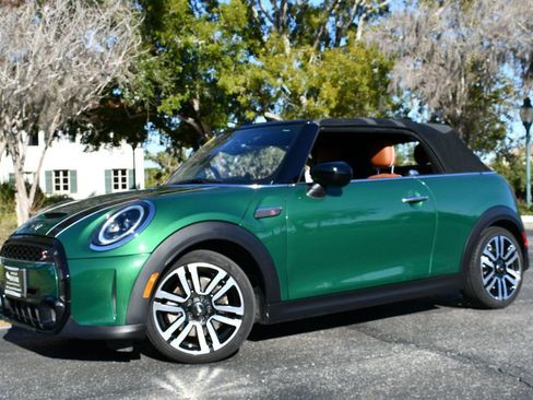 Used 2023 MINI Cooper S w/ Signature Upholstery Package image 25