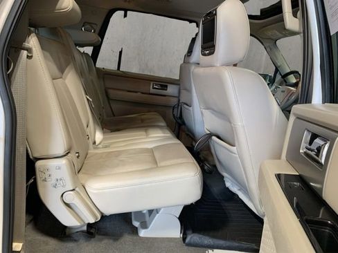 Used 2014 Ford Expedition EL Limited w/ Equipment Group 301A AWD/4WD image 22