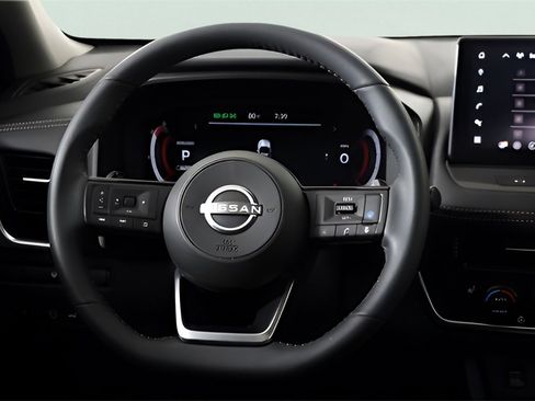 Used 2024 Nissan Rogue SL w/ SL Premium Package image 15