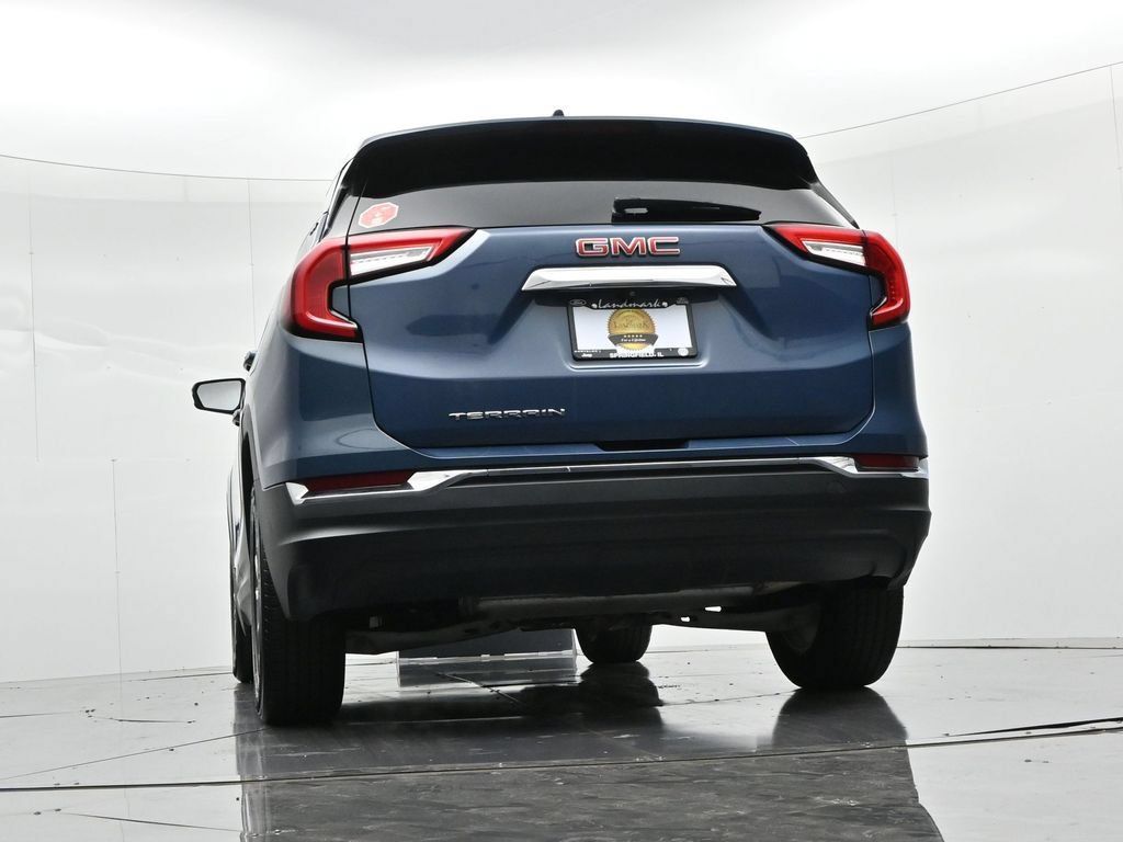 Used 2024 GMC Terrain SLT FWD image 19