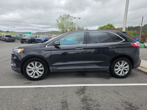 Used 2020 Ford Edge Titanium w/ Equipment Group 301A AWD/4WD image 6