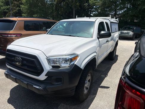 Used 2021 Toyota Tacoma SR RWD image 1