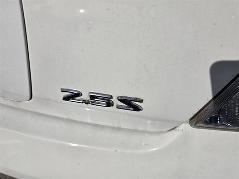 Used 2005 Nissan Altima 2.5 S w/ (S02) Side Airbags Pkg image 9