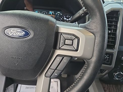 Used 2019 Ford F250 Lariat w/ Lariat Ultimate Package AWD/4WD image 15