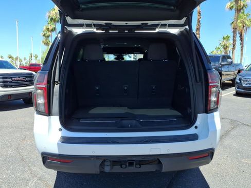 Used 2023 Chevrolet Tahoe Z71 w/ Luxury Package AWD/4WD image 10