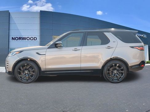 Used 2023 Land Rover Discovery Metropolitan Edition AWD/4WD image 7