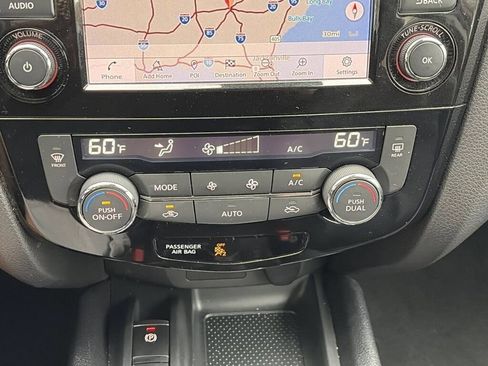 Certified 2022 Nissan Rogue Sport SL w/ Premium Package image 16