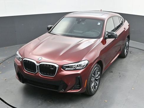 Certified 2022 BMW X4 M40i w/ Premium Package image 44
