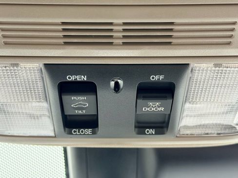 Used 2019 Honda Odyssey EX-L image 14