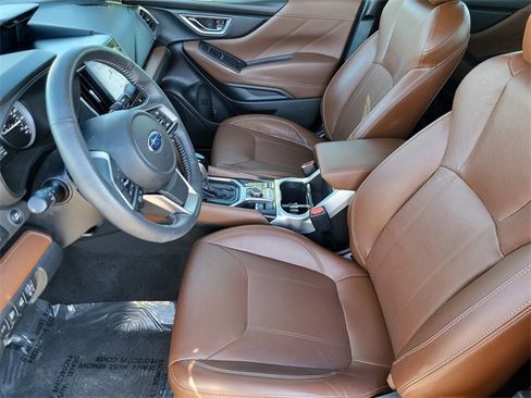 Used 2019 Subaru Forester Touring image 6