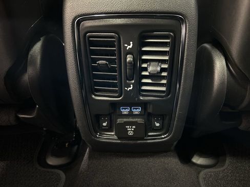 Used 2020 Jeep Grand Cherokee Summit w/ Platinum Series Group AWD/4WD image 30