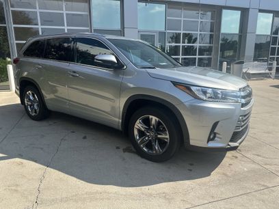 Used 2019 Toyota Highlander Limited Platinum