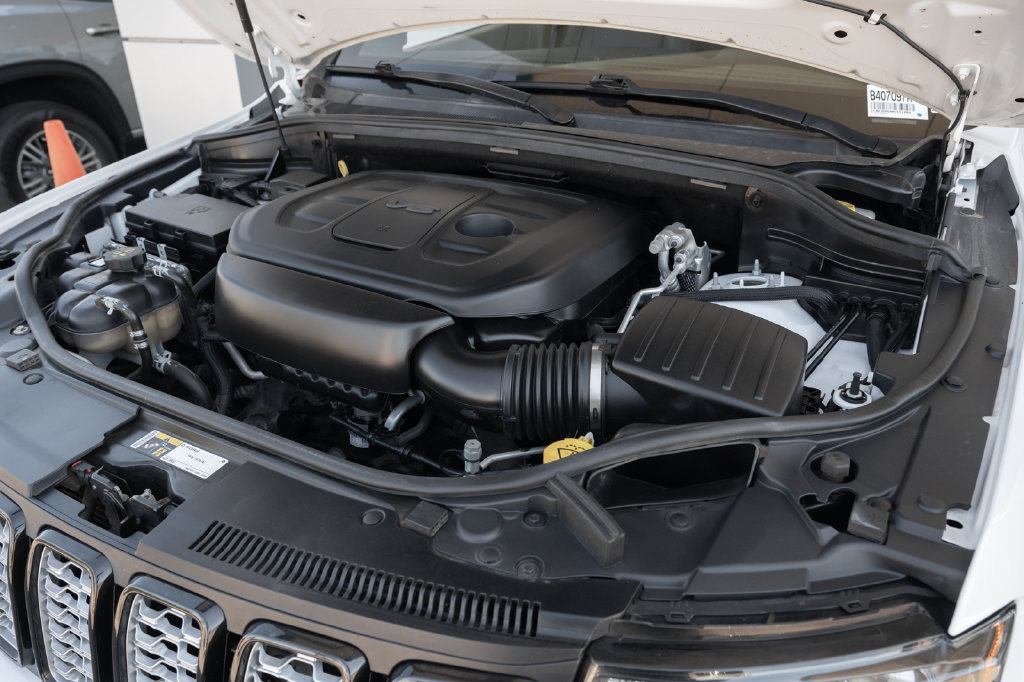 Used 2021 Jeep Grand Cherokee Laredo X RWD image 15