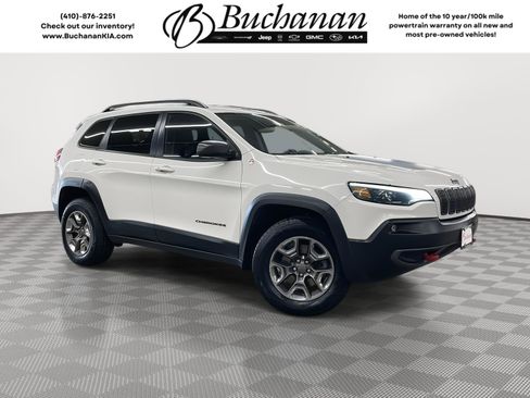 Used 2019 Jeep Cherokee Trailhawk image 1