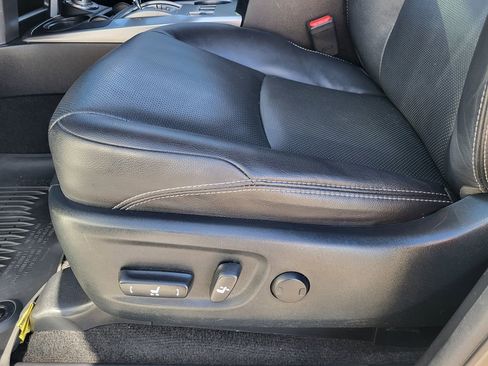 Used 2023 Toyota 4Runner Limited image 18