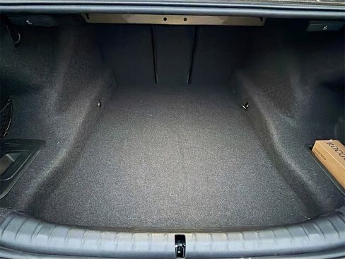 Used 2023 BMW 540i w/ M Sport Package image 28