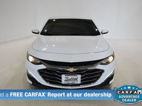 Used 2021 Chevrolet Malibu LT FWD image 2