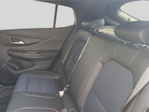 New 2026 Buick Envista Preferred FWD image 17