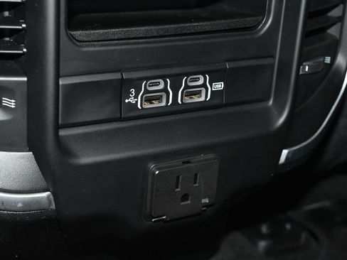 Used 2020 RAM 1500 Big Horn AWD/4WD image 20