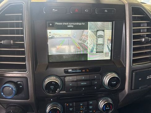 Used 2018 Ford F150 Limited w/ Trailer Tow Package image 11