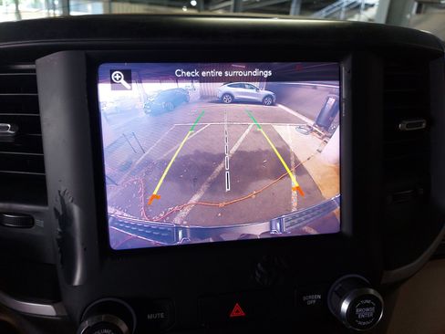 Used 2020 RAM 1500 Lone Star RWD image 15