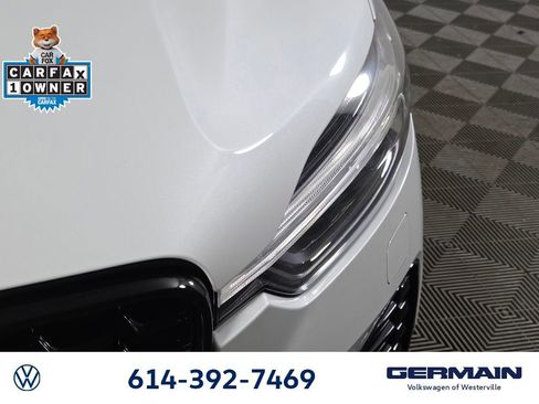 Used 2023 Volvo XC60 B5 Plus AWD/4WD image 15