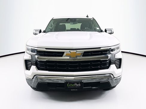 Used 2023 Chevrolet Silverado 1500 LT image 2