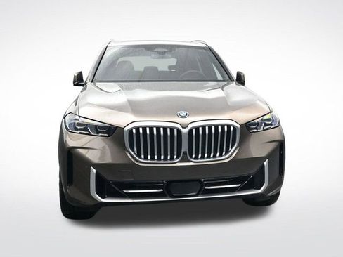 Used 2025 BMW X5 xDrive50e w/ Executive Package image 10